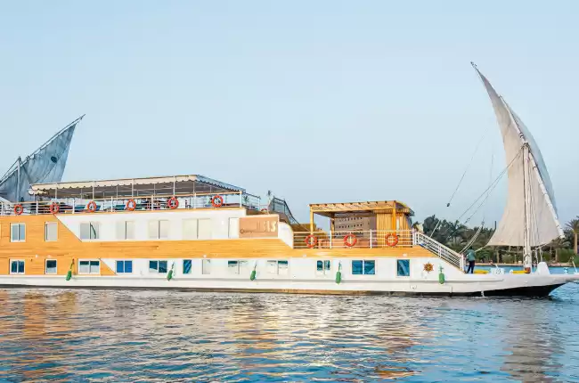 La Dahabieh Queen Isis II