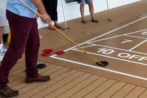 Shuffleboard Court (Pista de Tejo)