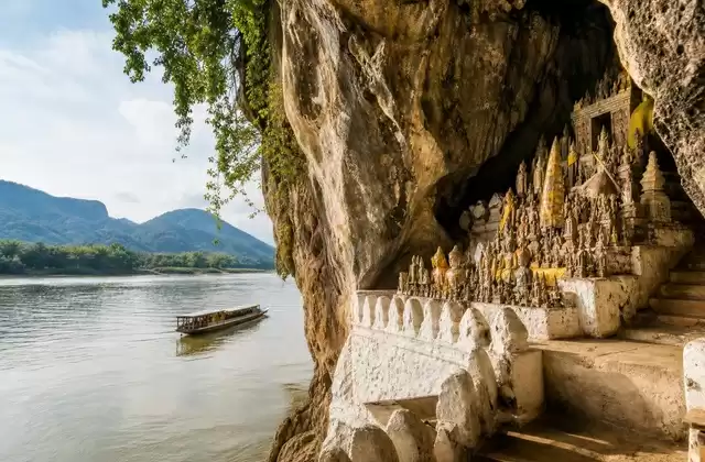 Cuevas de Pak Ou