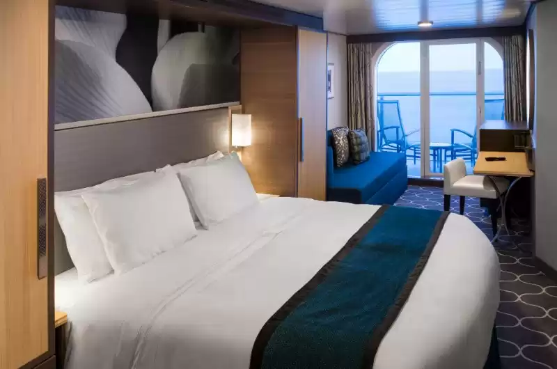 Cabina con vista al mar y balcón