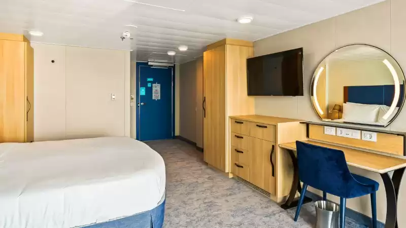 Cabina con vista al mar y balcón